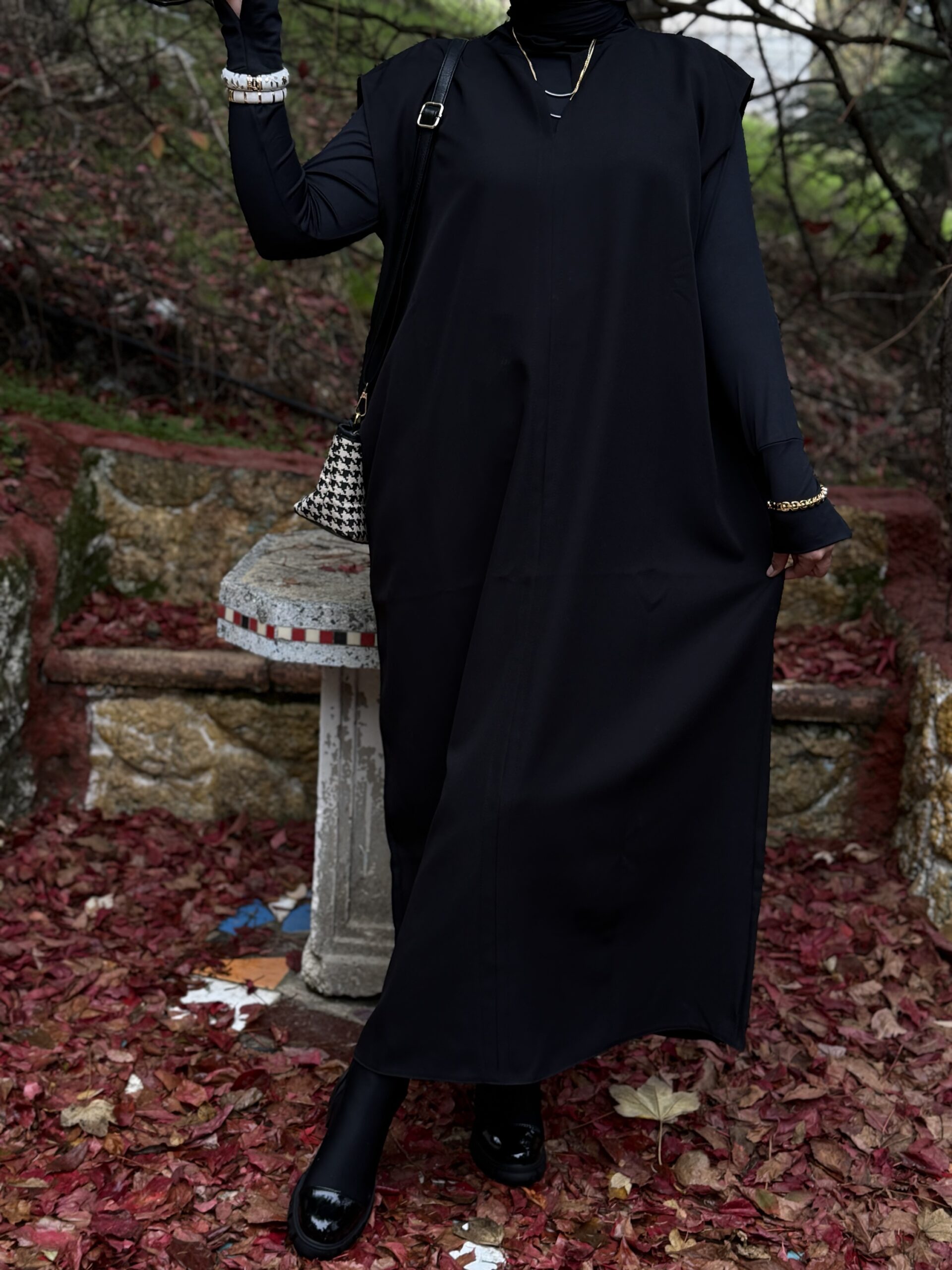 Robe HIJAB CORIENNE EN NOIR – Image 4