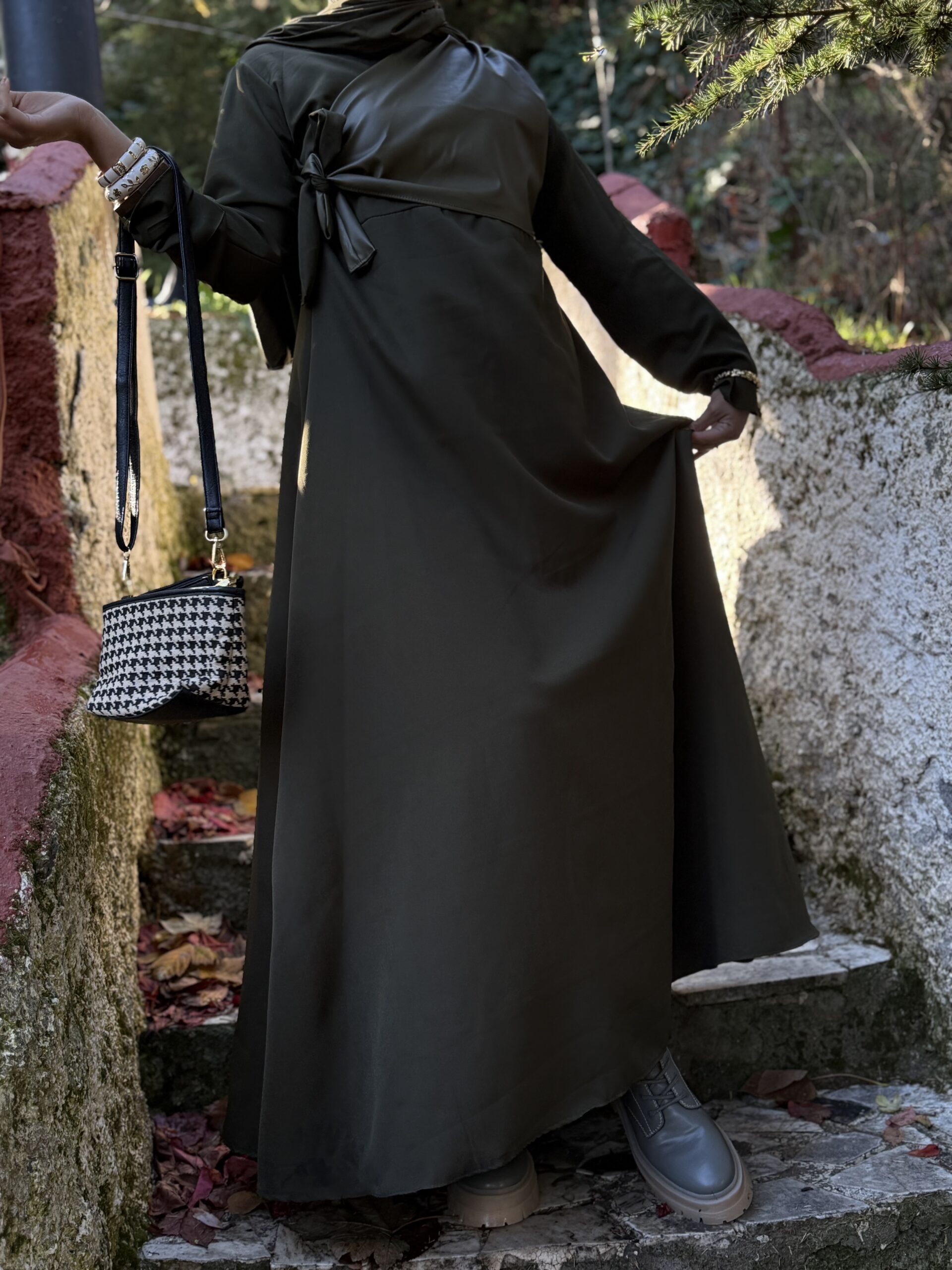 Robe hijab Skaï en vert – Image 5