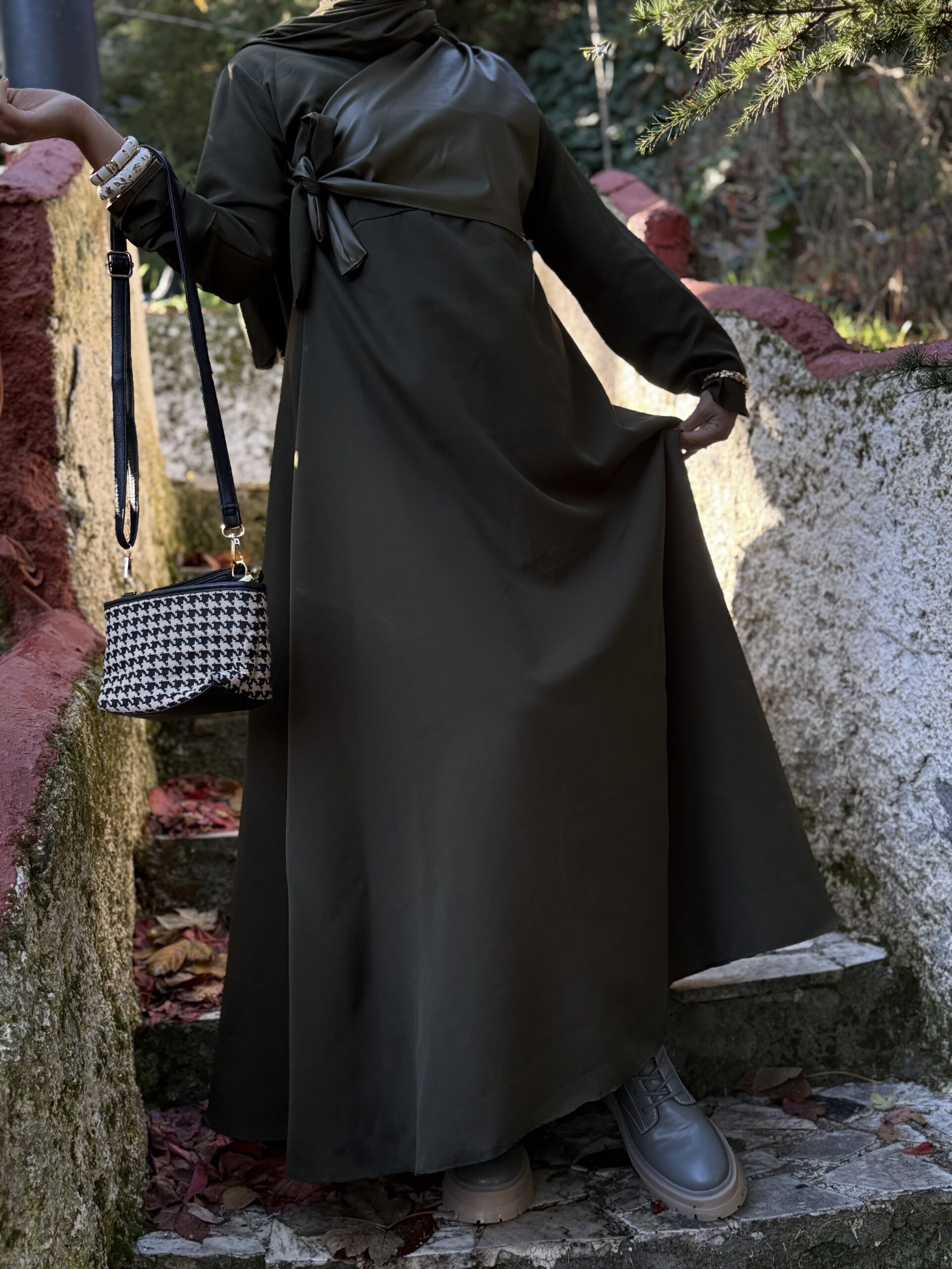 Alternative view of Robe hijab Skaï en vert