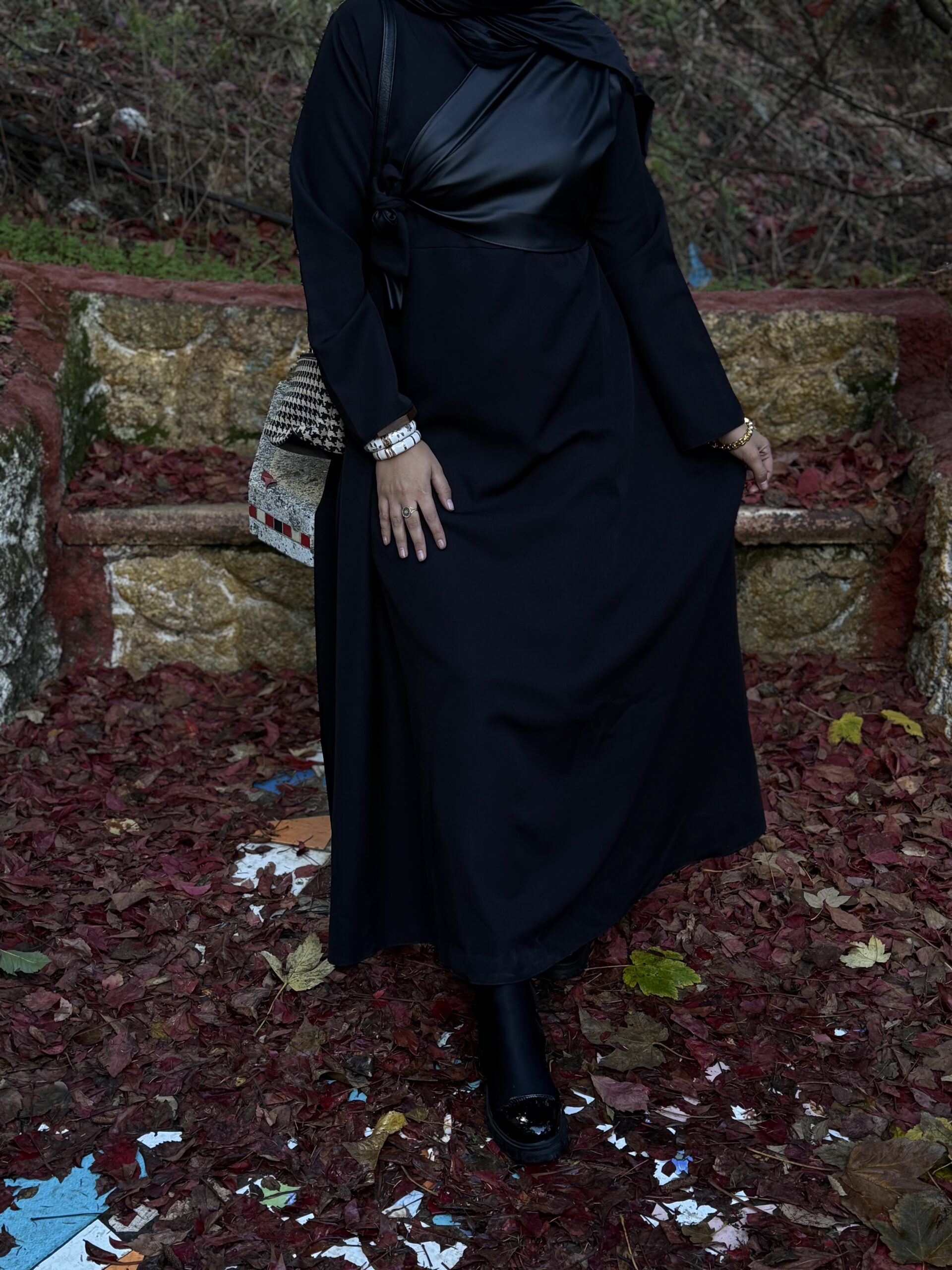 Robe hijab Skaï en noir