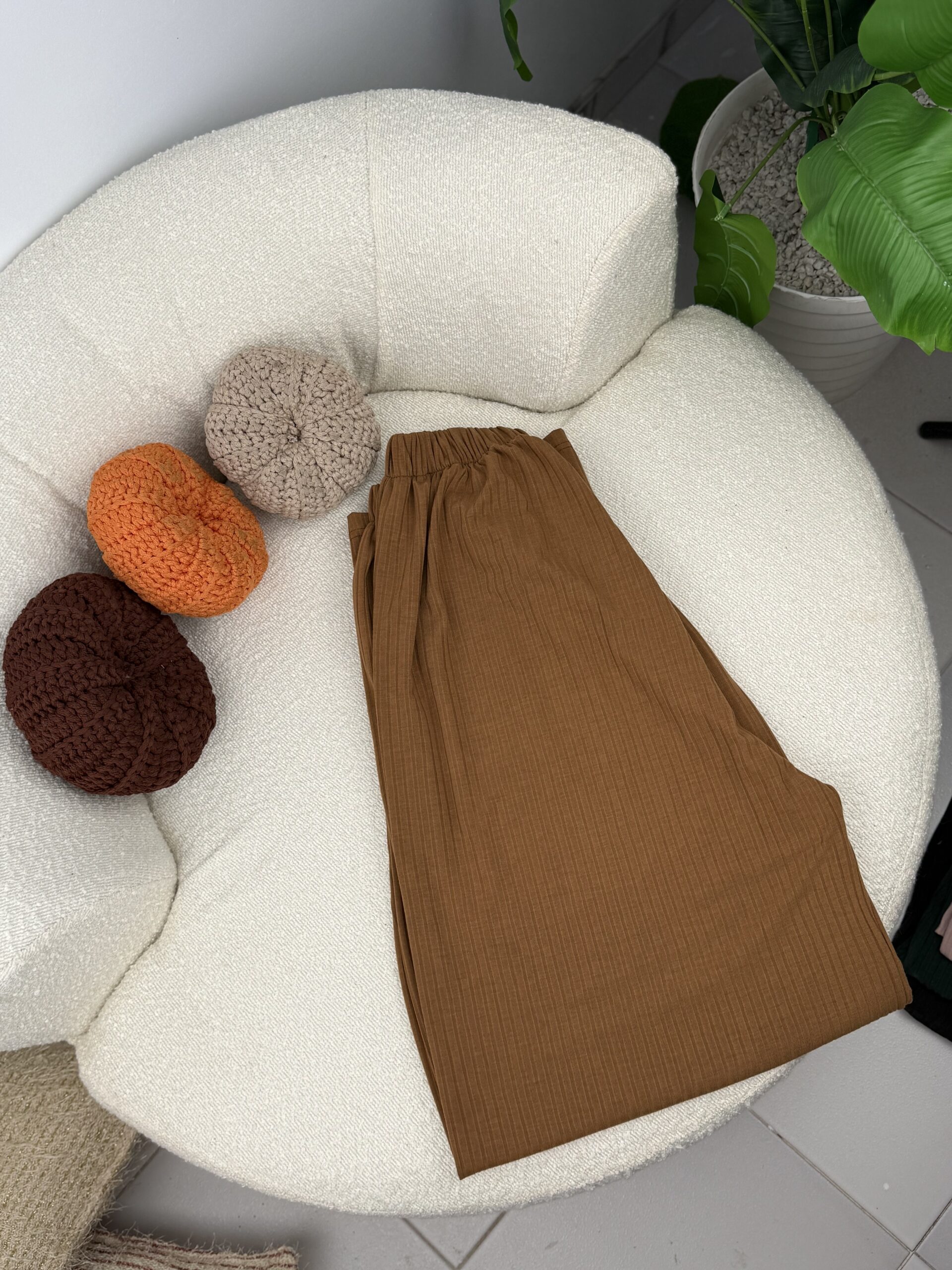 Pantalon carré pour hiver marron caramel