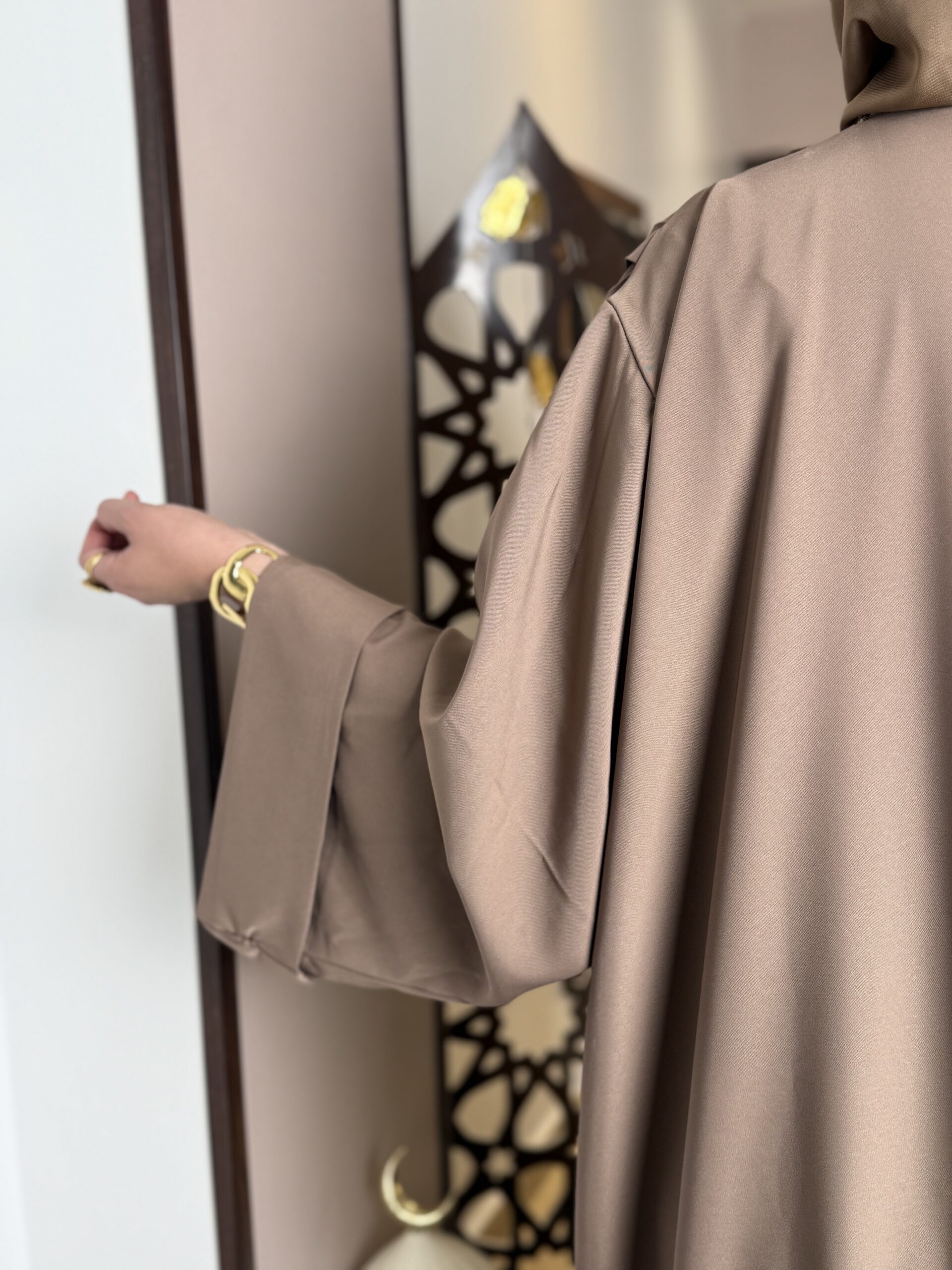Alternative view of ABAYA PLISEE Top  foulard un sac offert