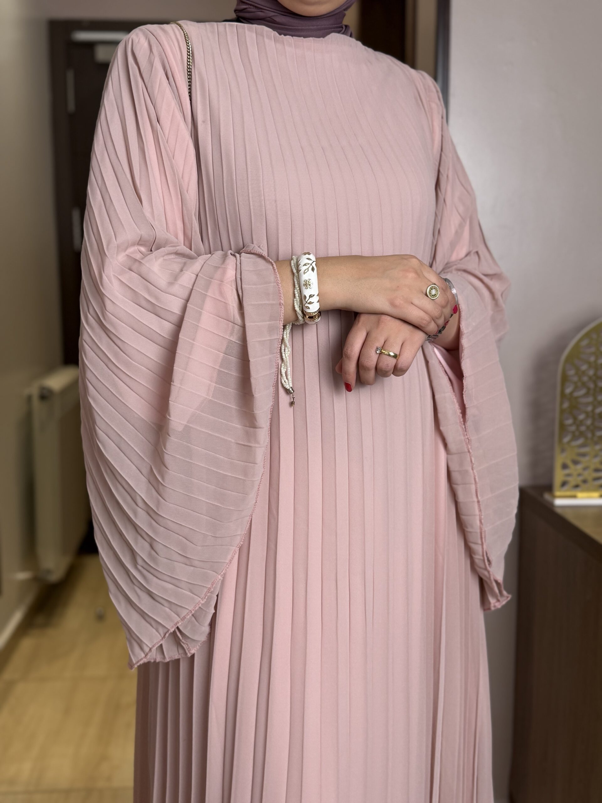 Alternative view of ABAYA ROBE PLISSÉ ROSE poudré