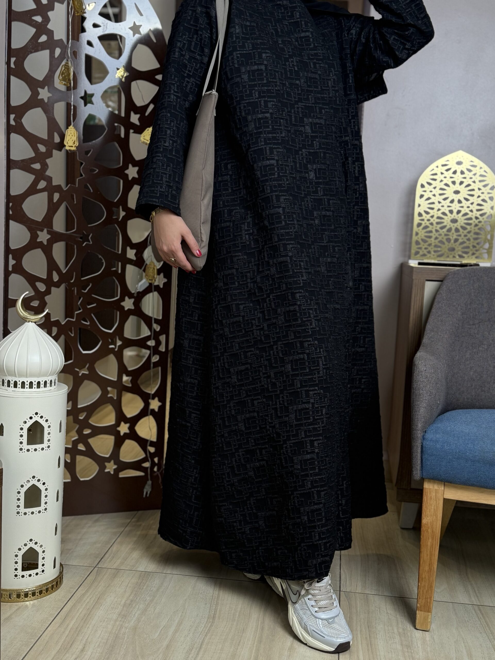 Alternative view of Abaya brocard 4 pièce