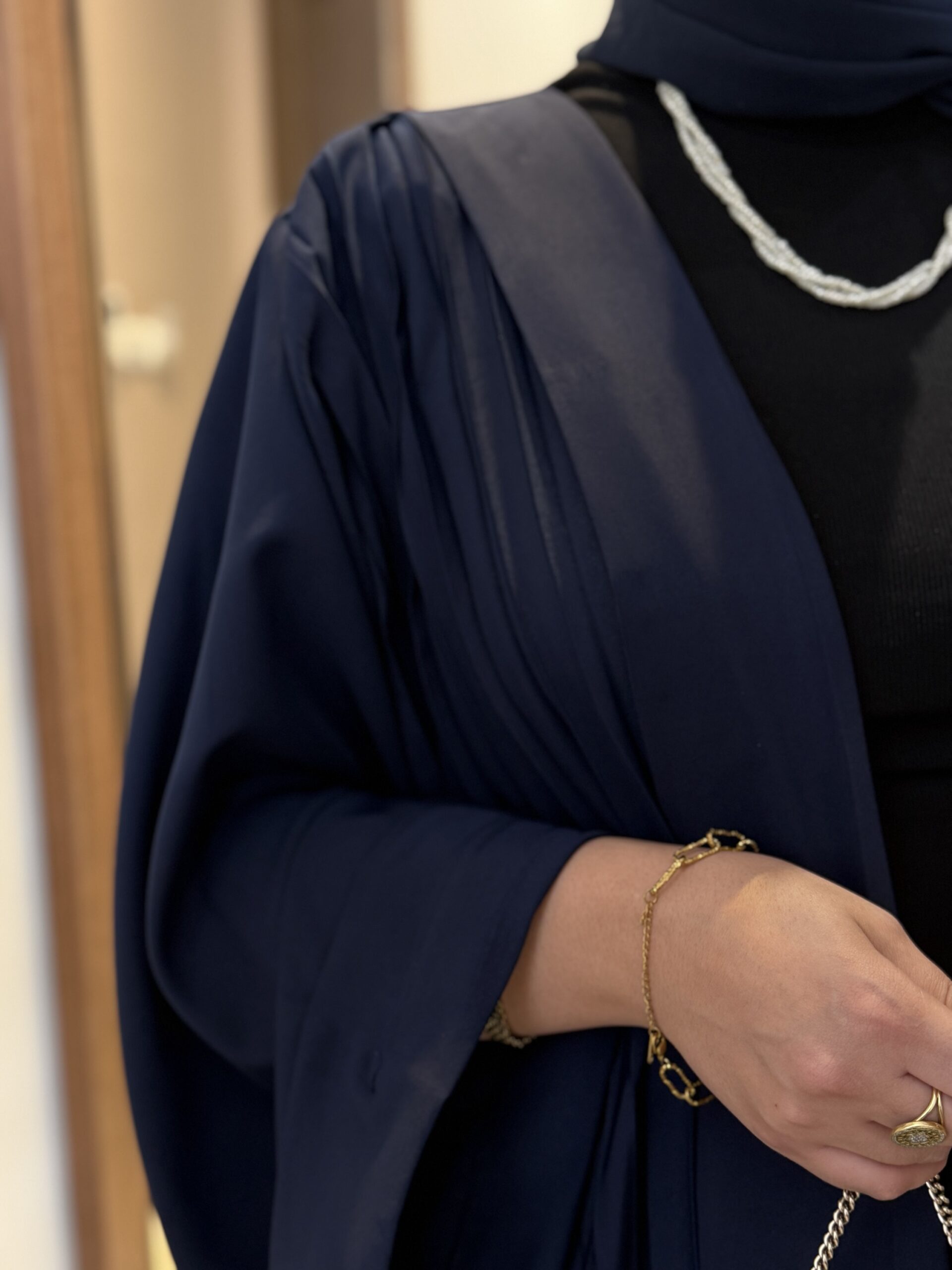 ABAYA PLISEE BLEU foulard un sac offert – Image 3