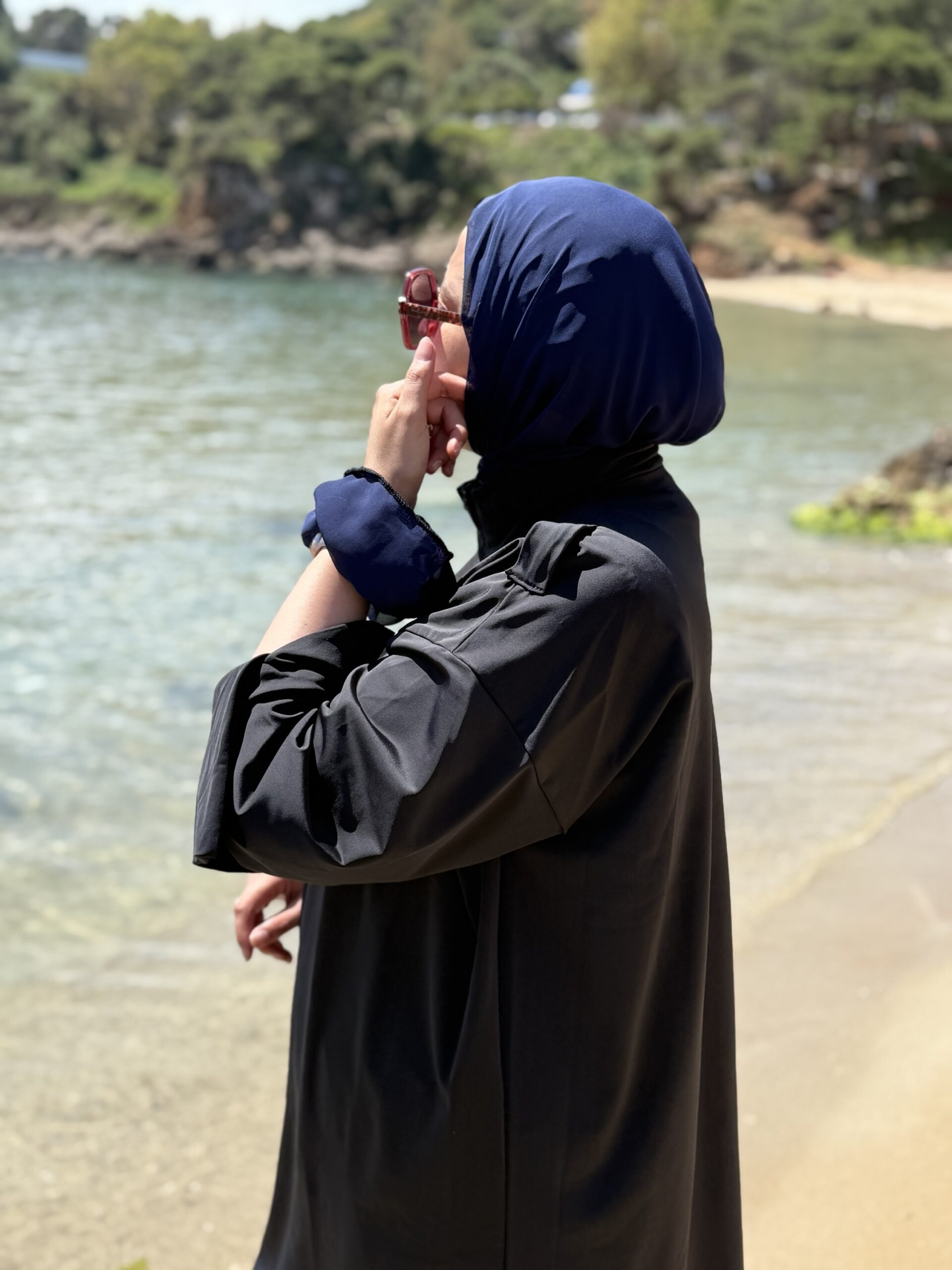Alternative view of Turban uni bleu