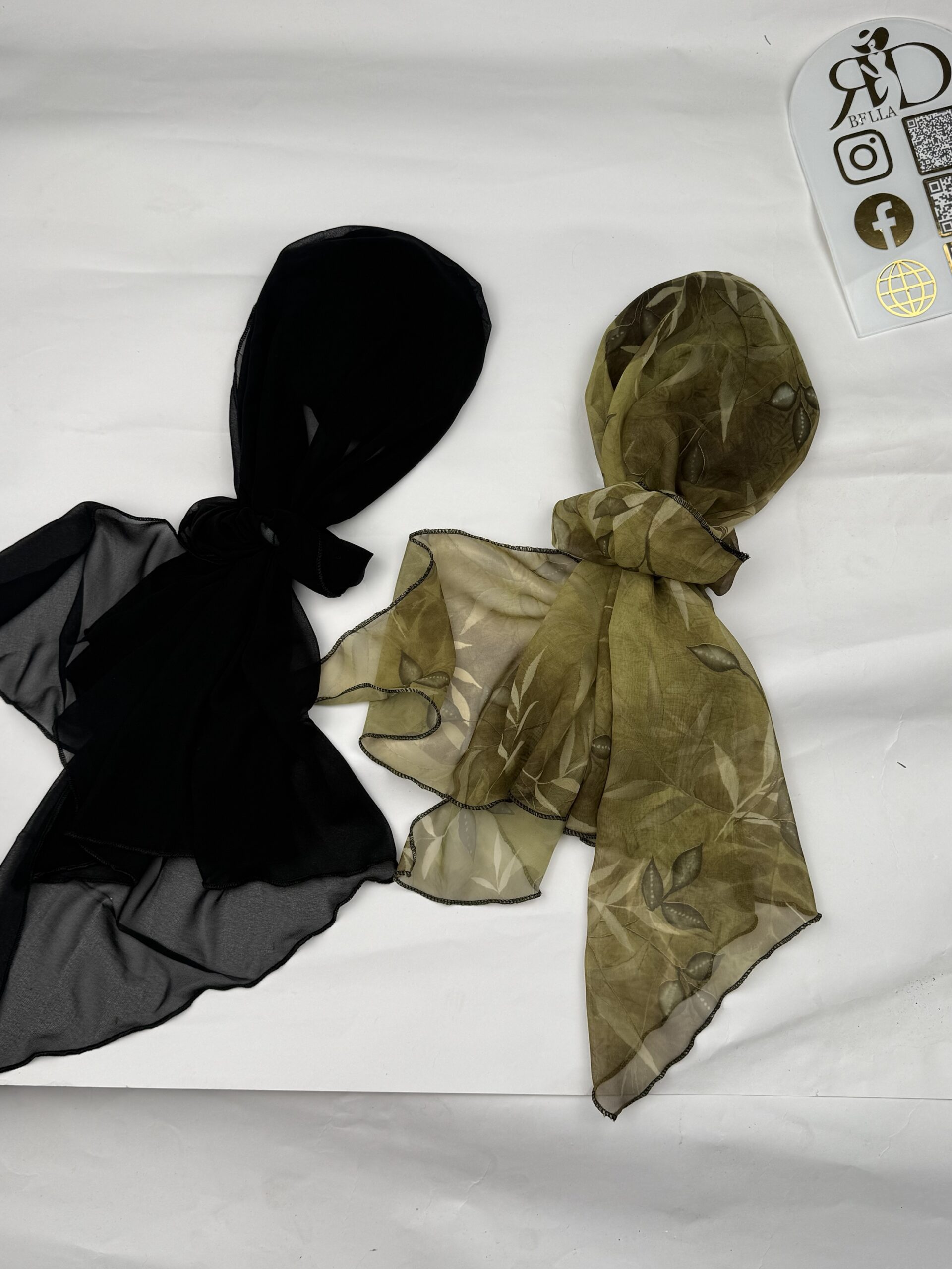 Alternative view of Turban à fleur vert Nv