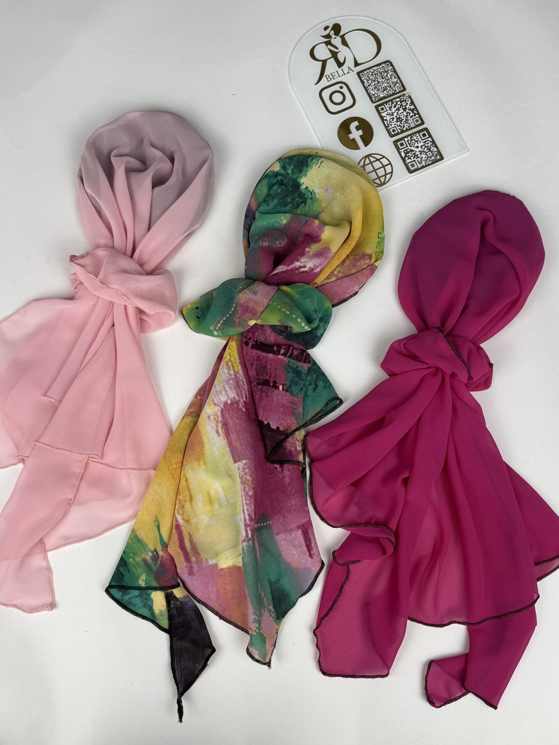 Alternative view of Turban de plage rose BÉBÉ